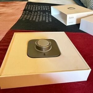 Oura Ring 4 brushed silver size 10